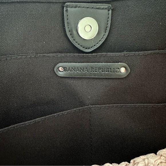 Banana Republic Pride Straw Beach Tote | New in Packaging - Picture 11 of 15